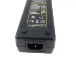Hálózati Szivargyújtós Átalakító Adapter, AC 230V, DC 12V/5A/60W, szivargyújtóra alakít, 2 méter, fekete