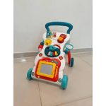 Zenélõ tolójáró fejlesztõ